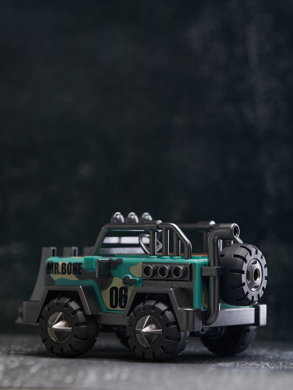 MR.BONE JR Vehicle - Crazy Jeep