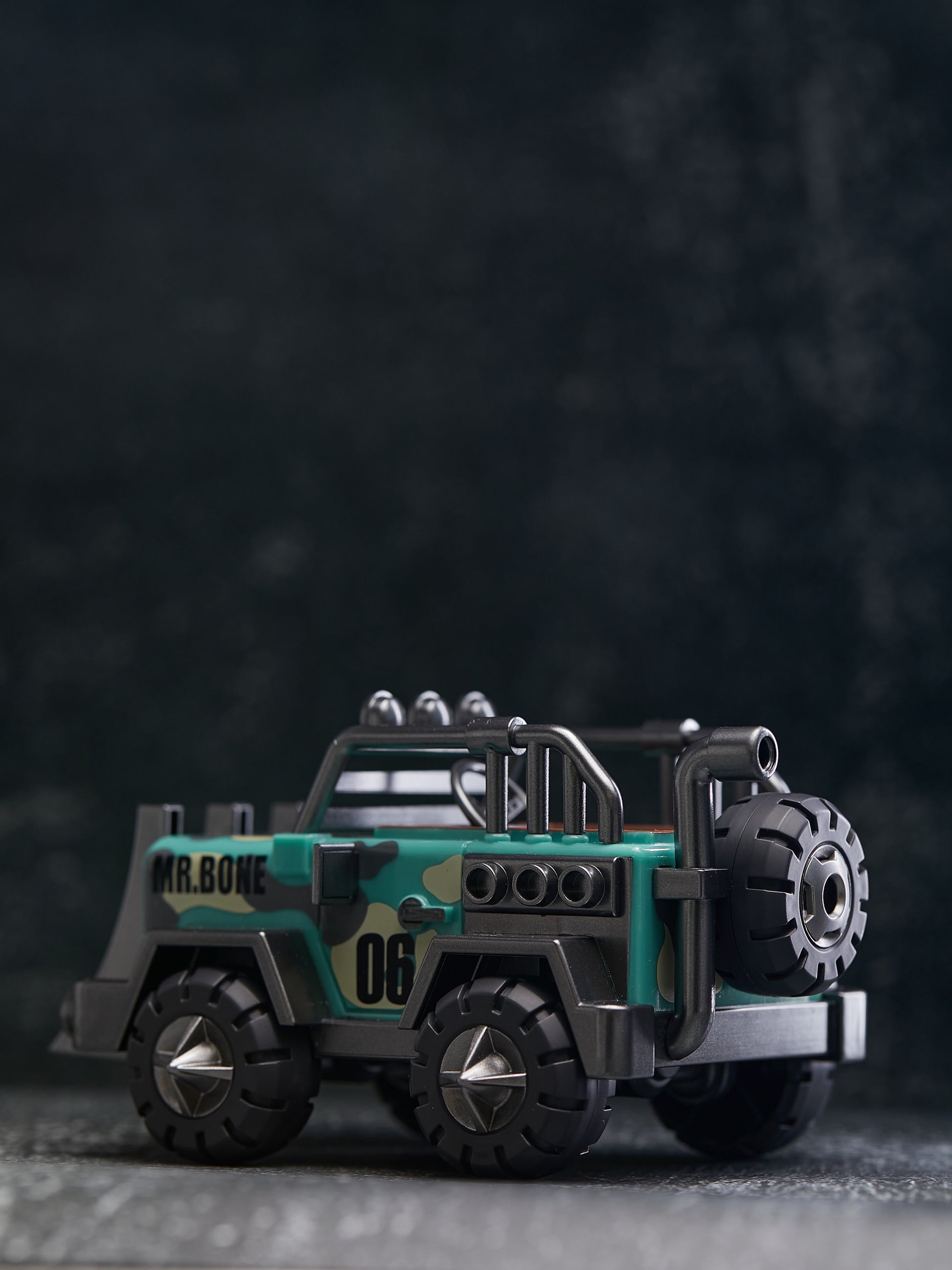 MR.BONE JR Vehicle - Crazy Jeep